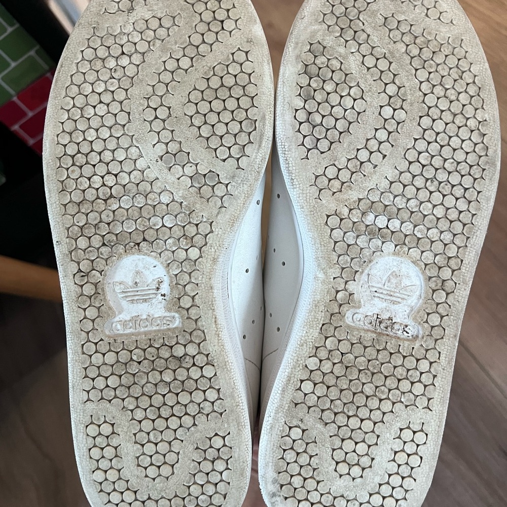 Stan Smiths - Picture 3 of 5